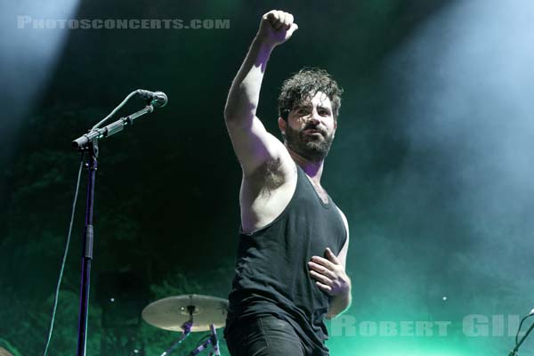 FOALS - 2016-08-28 - SAINT CLOUD - Domaine National - Grande Scene - Yannis Philippakis